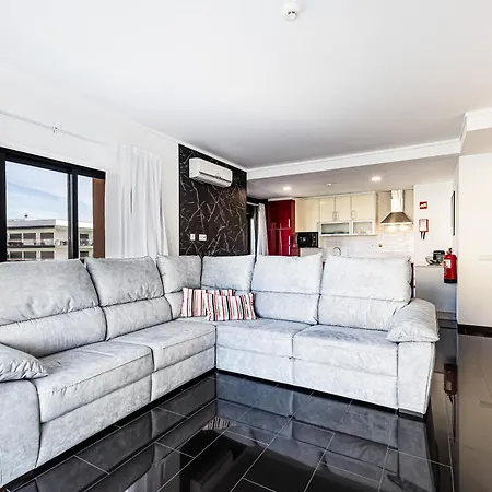 Rocha Tower 3d - Sunset Beachside 아파트 *