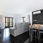 Rocha Tower 3d - Sunset Beachside Apartment Portimao